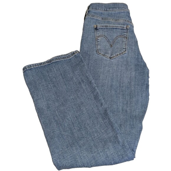 Levi's Denim - Levis Strauss Jeans Women’s Size 6 Boot Cut Medium Wash Comfort Stretch